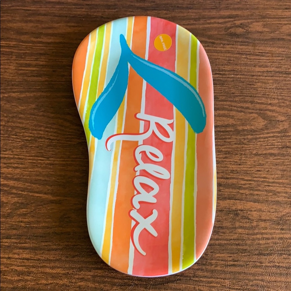 NWT celebrate summer 14” flip flop serving platter